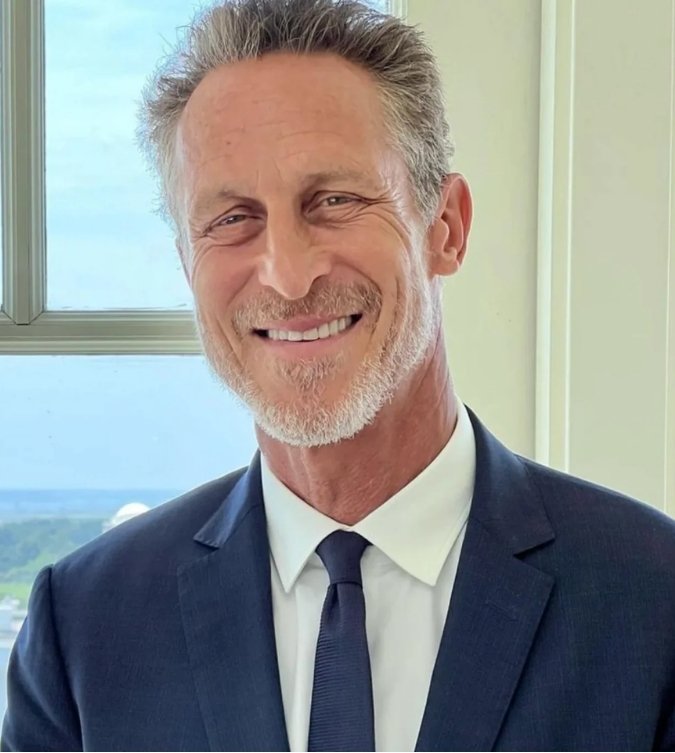 Doctor Dr. Mark Hyman